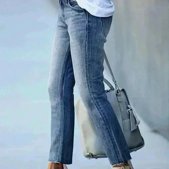 Medium Wash Casual Women's Double-Breasted Denim Jeans - Picture 4 of 4